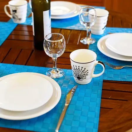 Villa Sani Száni-part